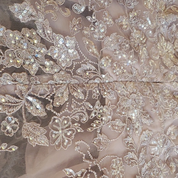 Nwt Mac Duggal Beaded & Floral-Embroidered Gown size 8 - Picture 10 of 11